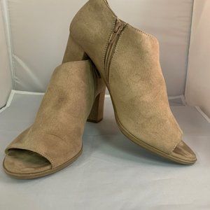 NATURALIZER WOMEN'S Taupe Suede ANKLE 3" HEELS ANKLE BOOTIE SHOES M 7.5 LAINEY
